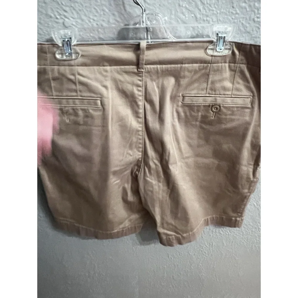 Cremieux Men's‎  Beige Chino Golf Shorts Size 38 Inseam 8.5 Inches